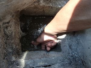 汚水桝補修前穴あき