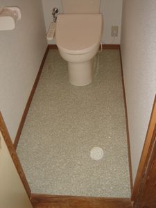 トイレ全面リフォーム後下